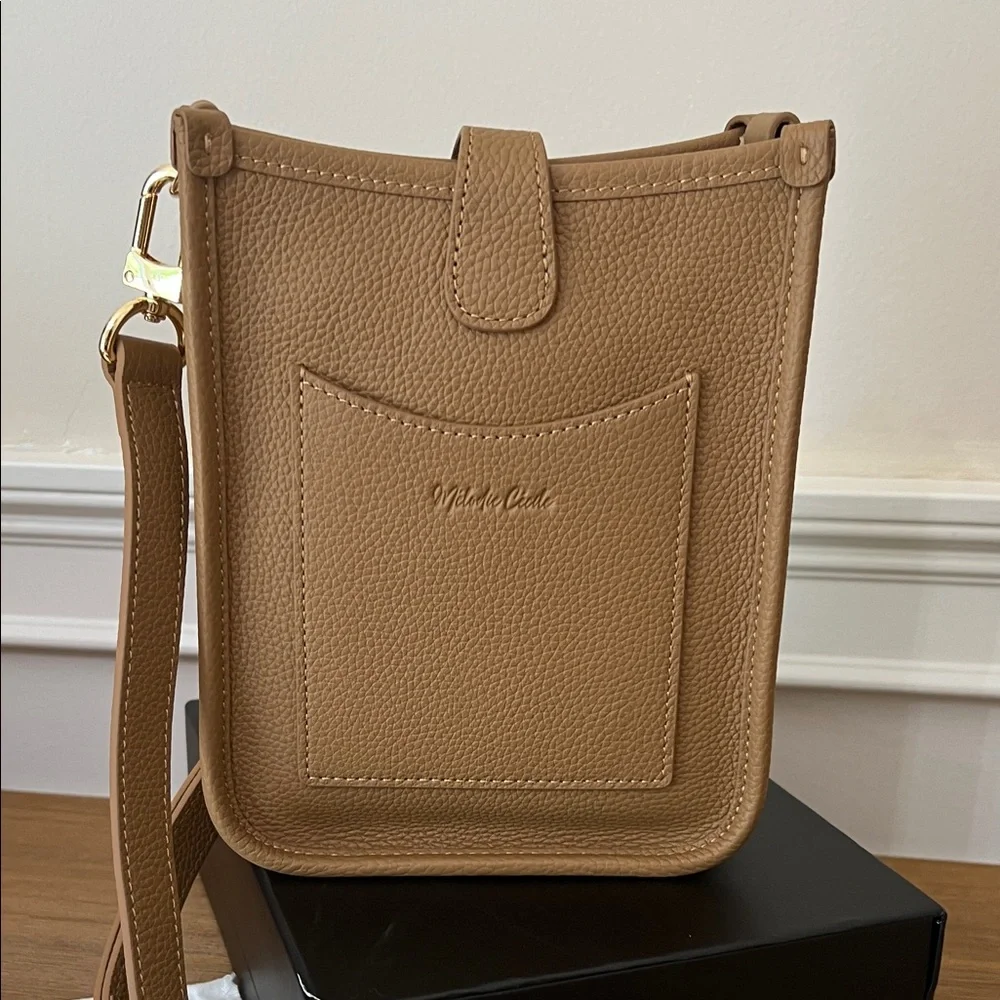 DUYP Togo Leather Florence Crossbody Bag Cappuccino - Picture 4 of 11